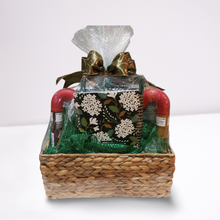 Load image into Gallery viewer, Holiday Gift Baskets
